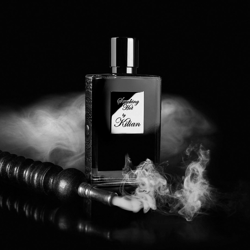 Kilian Smoking Hot dans la fumée
